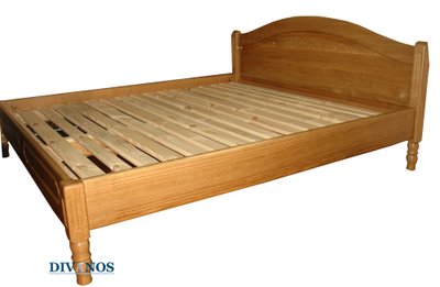 Кровать из дуба "Аурелия Классик"